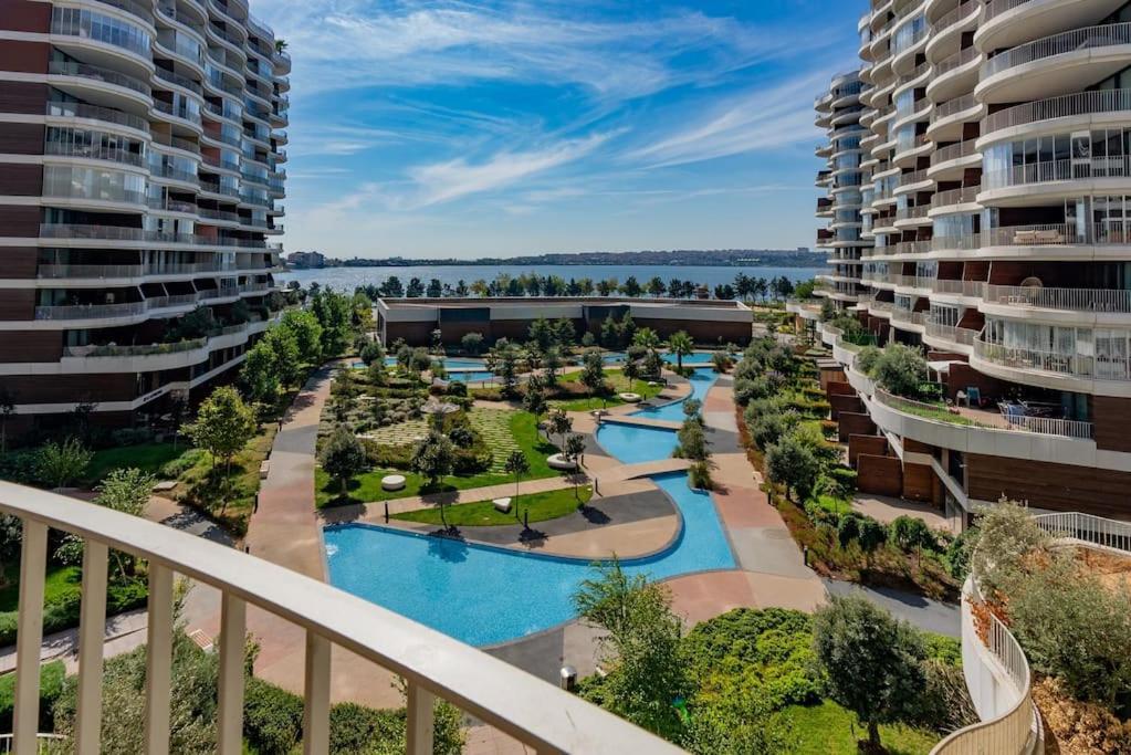 Golden Stones House Sea And Lake View 伊斯坦布尔 外观 照片