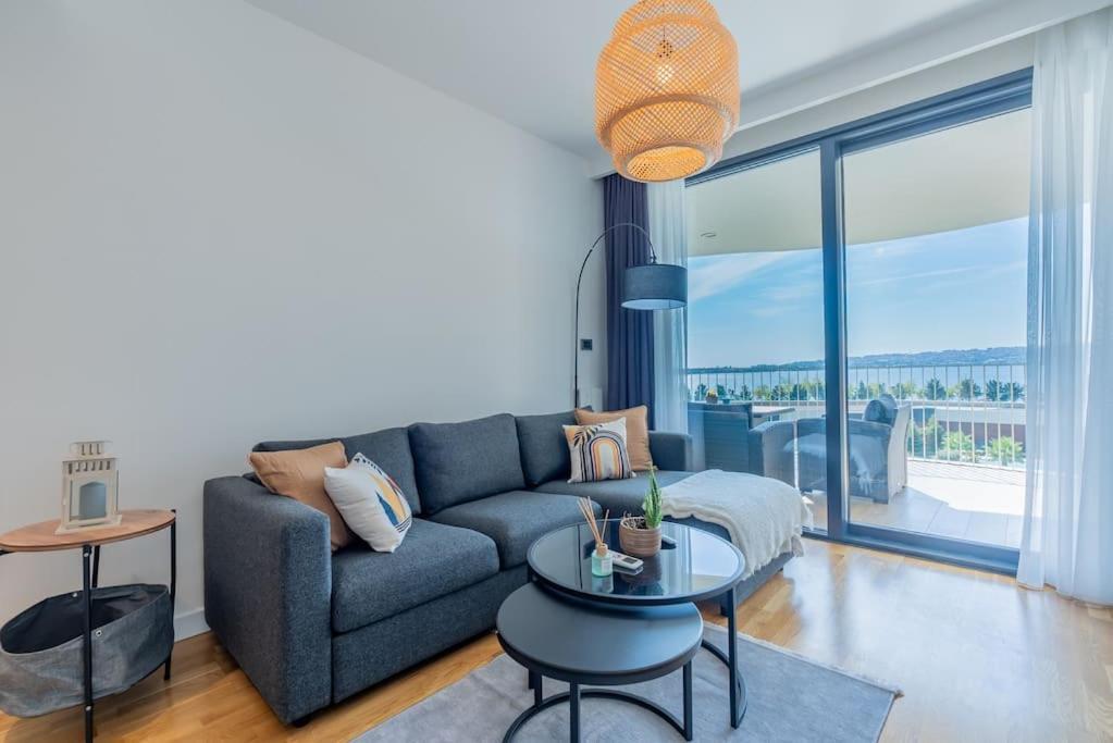 Golden Stones House Sea And Lake View 伊斯坦布尔 外观 照片