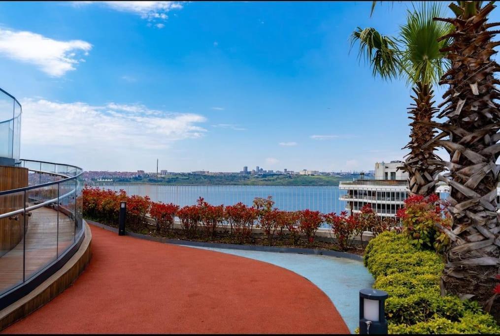 Golden Stones House Sea And Lake View 伊斯坦布尔 外观 照片