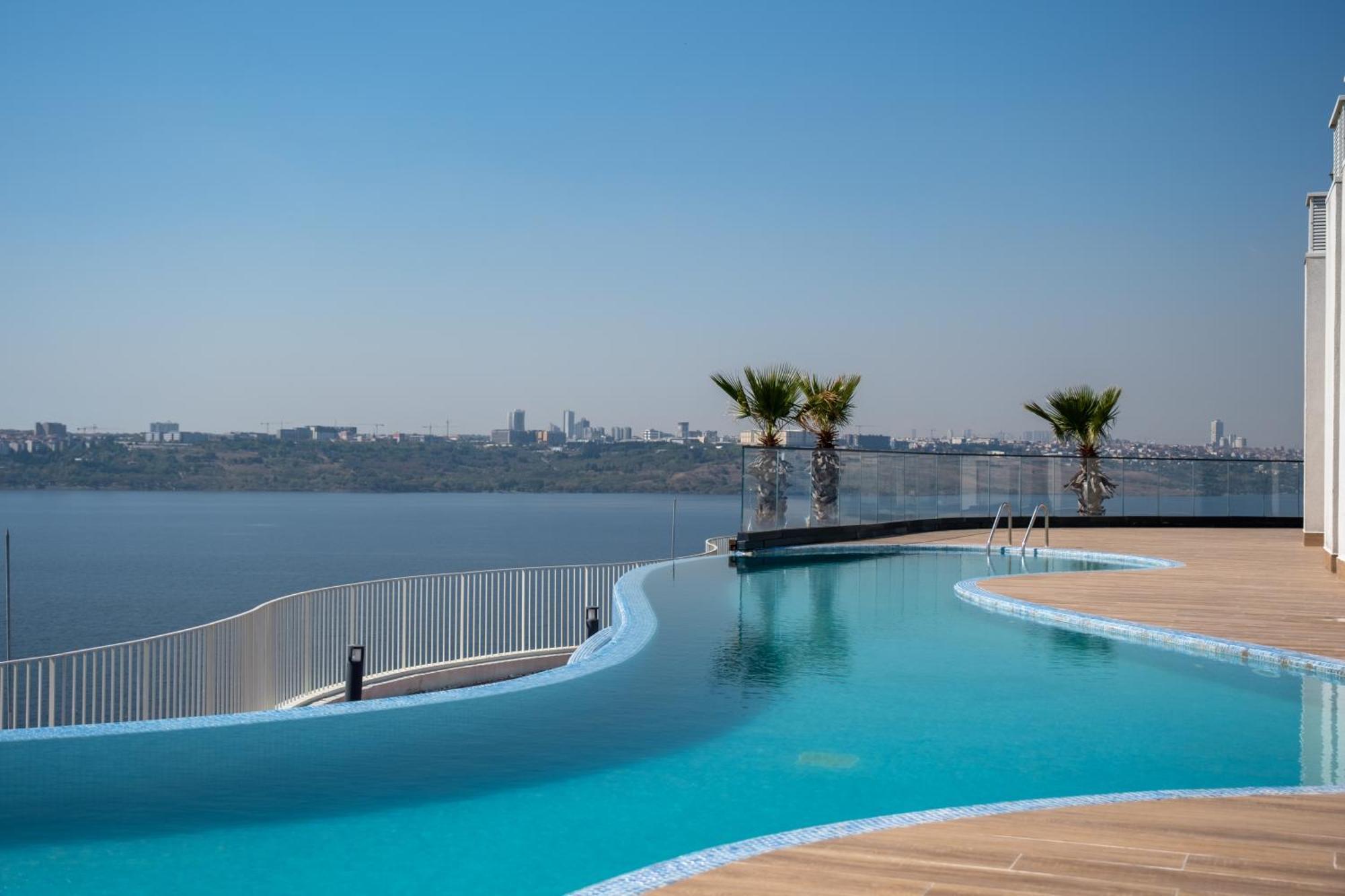 Golden Stones House Sea And Lake View 伊斯坦布尔 外观 照片