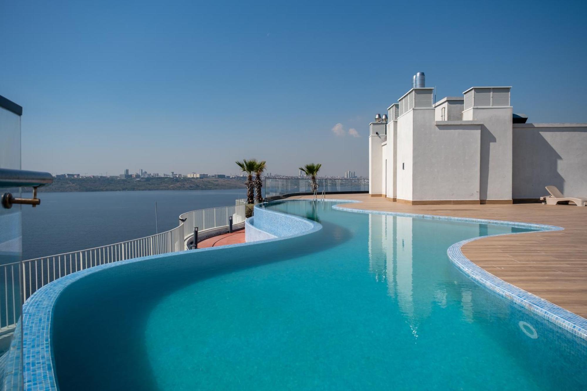 Golden Stones House Sea And Lake View 伊斯坦布尔 外观 照片